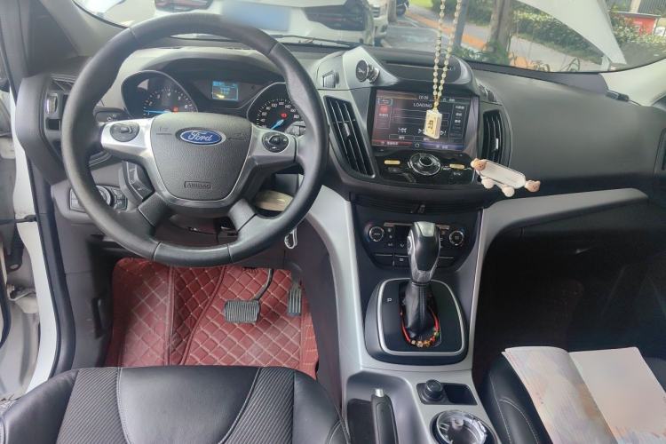 Used Ford Kuga 2015 1.5L GTDi Two-Wheel Drive Fashion Edition Center Console