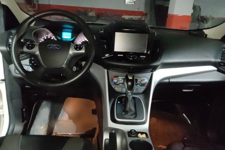 Used Ford Kuga 2015 1.5L GTDi Two-Wheel Drive Fashion Edition Center Console
