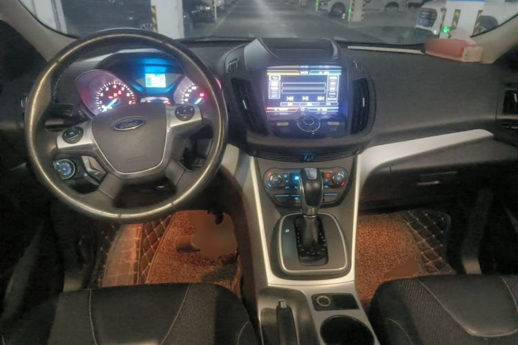 Used Ford Kuga 2015 1.5L GTDi Two-Wheel Drive Fashion Edition Center Console