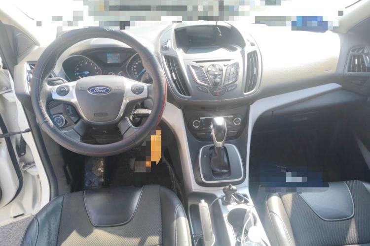 Used Ford Kuga 2015 1.5L GTDi Two-Wheel Drive Fashion Edition Center Console