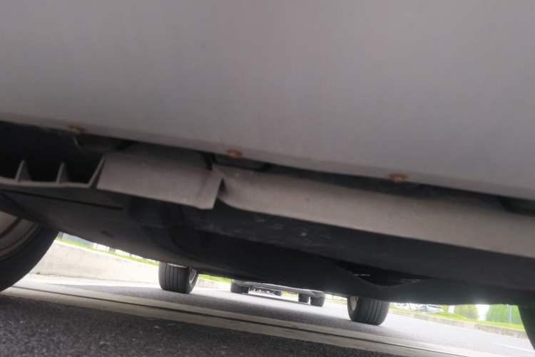 Used Ford Kuga 2015 2.0L GTDi Four-Wheel Drive Elite Model Chassis Front