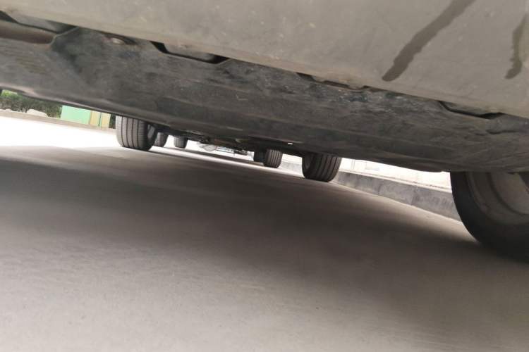Used Ford Kuga 2015 1.5L GTDi Four-Wheel-Drive Elite Model Chassis Front