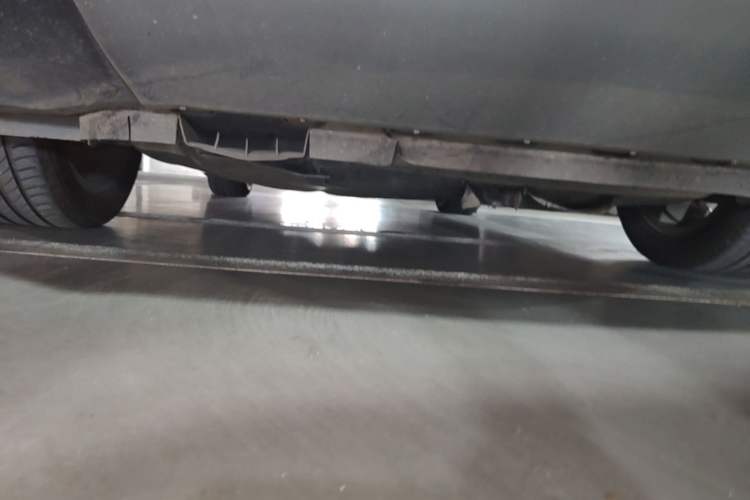 Used Ford Kuga 2015 2.0L GTDi Four-Wheel Drive Elite Model Chassis Front