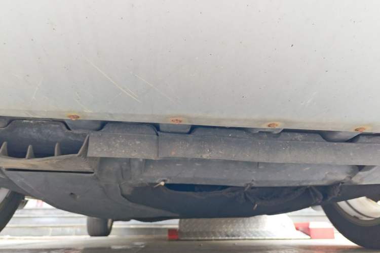 Used Ford Kuga 2015 1.5L GTDi Two-Wheel-Drive Comfort Model Chassis Front