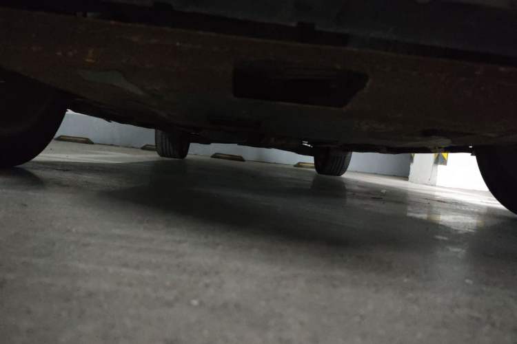 Used Ford Kuga 2015 1.5L GTDi Four-Wheel-Drive Elite Model Chassis Front