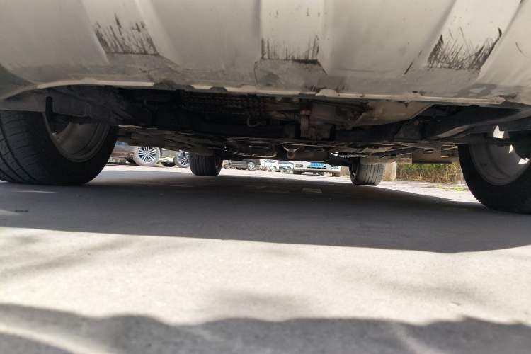Used Ford Kuga 2015 1.5L GTDi Four-Wheel-Drive Elite Model Chassis Front