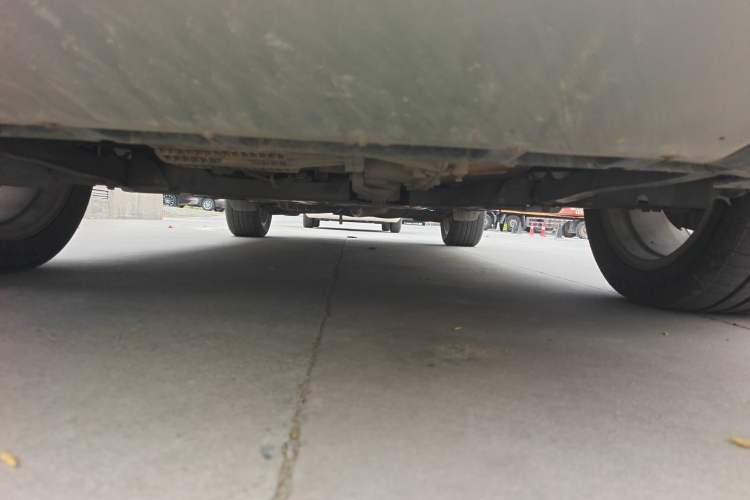 Used Ford Kuga 2015 1.5L GTDi Four-Wheel-Drive Elite Model Chassis Front