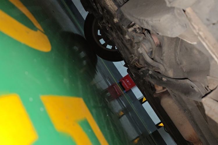 Used Ford Kuga 2015 2.0L GTDi Four-Wheel Drive Prestige Model Chassis Front Left