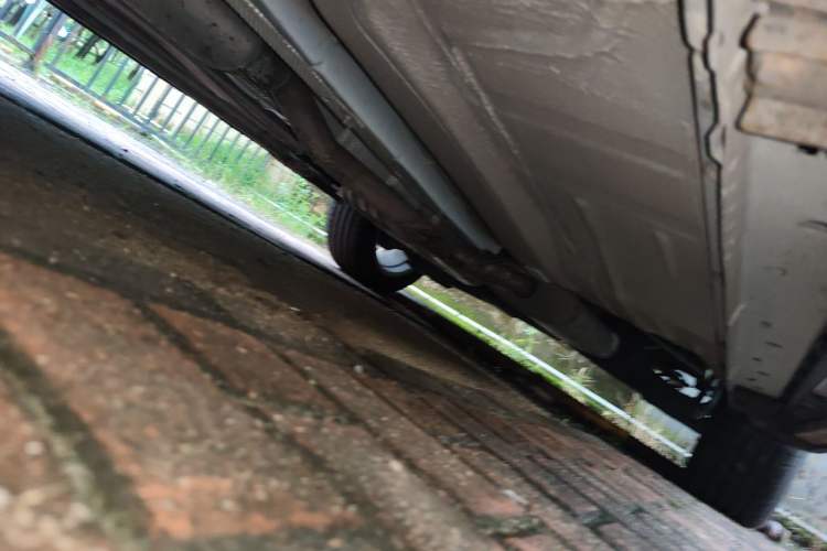 Used Ford Kuga 2015 1.5L GTDi Two-Wheel-Drive Comfort Model Chassis Front Left