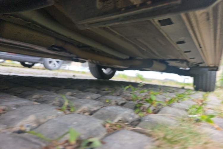 Used Ford Kuga 2015 2.0L GTDi Four-Wheel-Drive Sport Model Chassis Front Left
