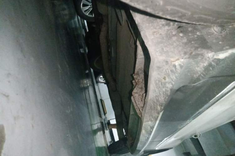 Used Ford Kuga 2015 2.0L GTDi Four-Wheel Drive Elite Model Chassis Front Left