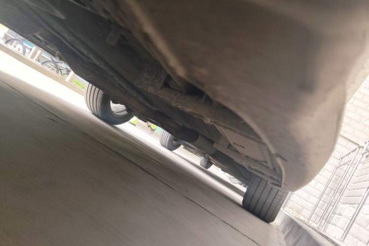Used Ford Kuga 2015 1.5L GTDi Four-Wheel-Drive Elite Model Chassis Front Left