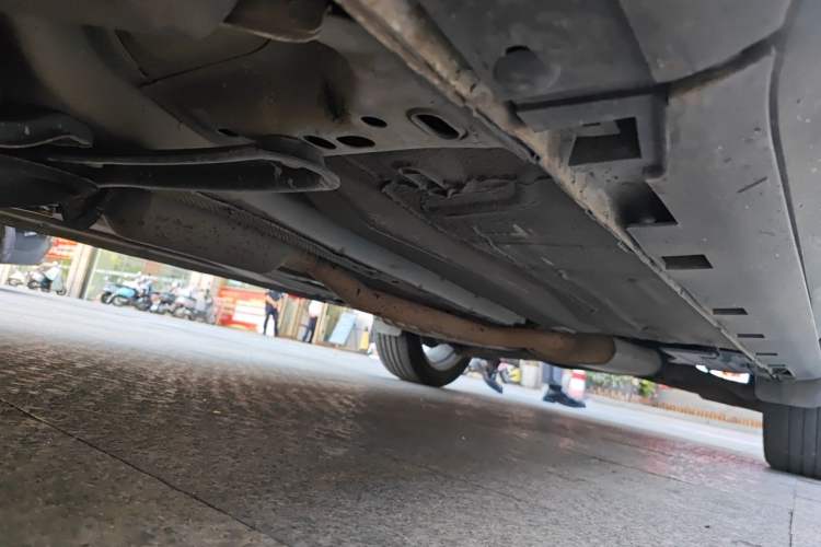 Used Ford Kuga 2015 1.5L GTDi Two-Wheel Drive Fashion Edition Chassis Front Left