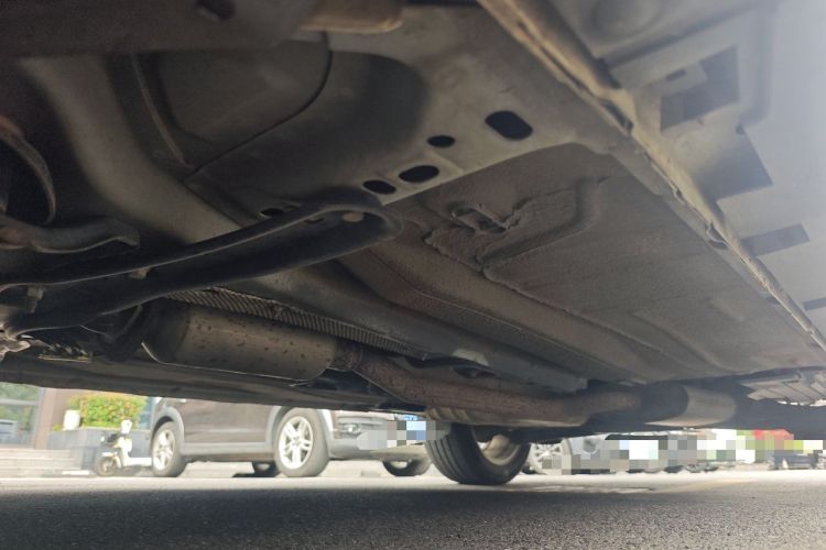 Used Ford Kuga 2015 1.5L GTDi Four-Wheel-Drive Elite Model Chassis Front Left