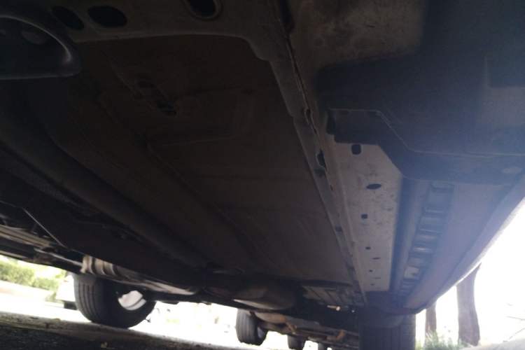 Used Ford Kuga 2015 2.0L GTDi Four-Wheel-Drive Sport Model Chassis Front Left