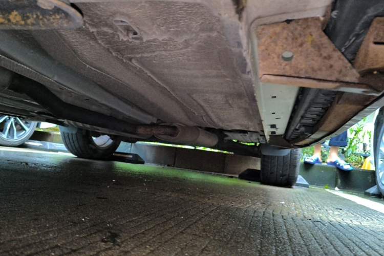 Used Ford Kuga 2015 1.5L GTDi Two-Wheel-Drive Comfort Model Chassis Front Left