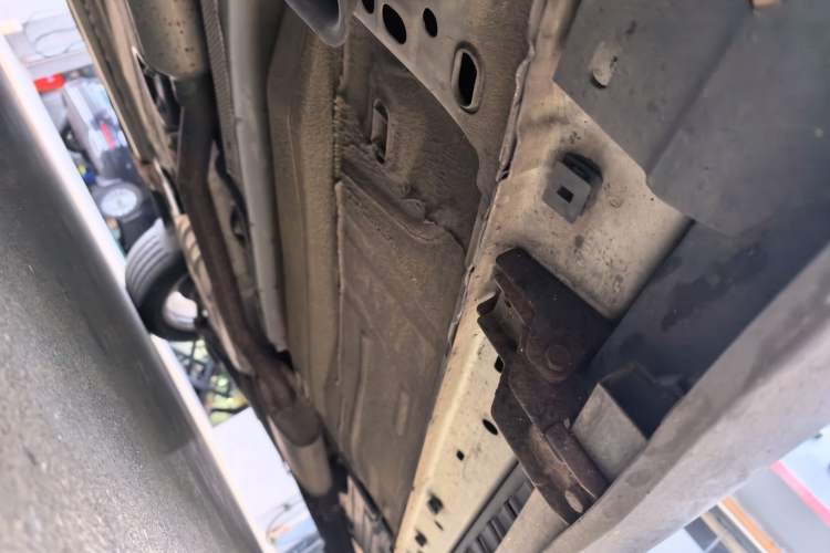 Used Ford Kuga 2015 1.5L GTDi Four-Wheel-Drive Elite Model Chassis Front Left
