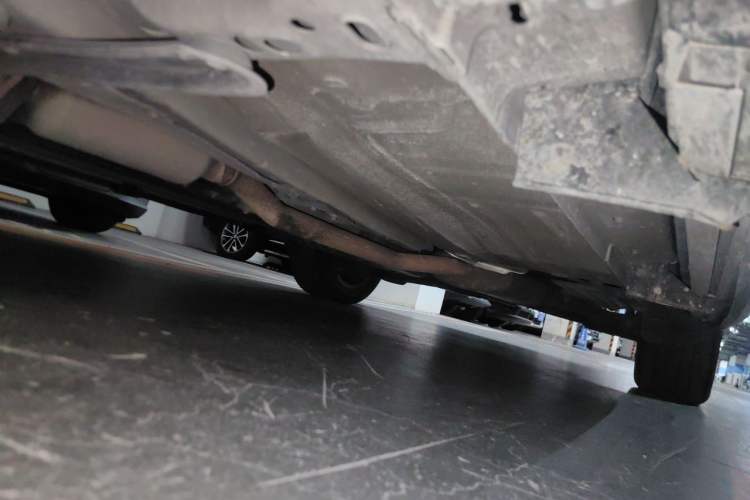 Used Ford Kuga 2015 1.5L GTDi Four-Wheel-Drive Elite Model Chassis Front Left
