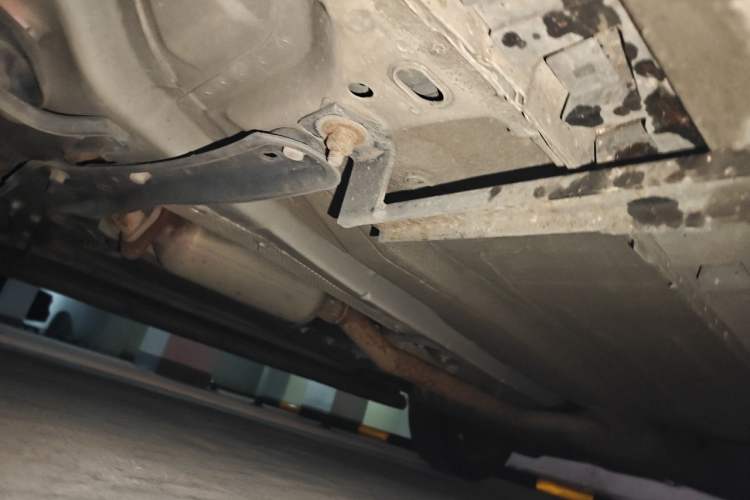 Used Ford Kuga 2015 1.5L GTDi Four-Wheel-Drive Elite Model Chassis Front Left