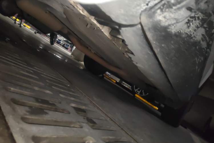Used Ford Kuga 2015 1.5L GTDi Two-Wheel-Drive Comfort Model Chassis Front Left