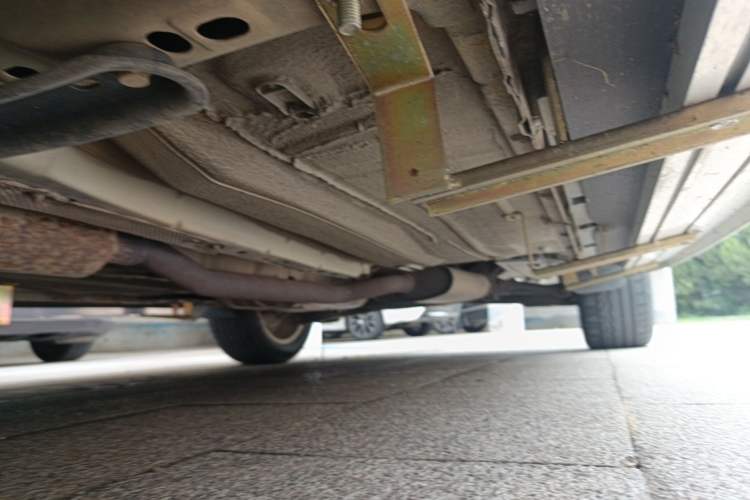 Used Ford Kuga 2015 1.5L GTDi Two-Wheel-Drive Comfort Model Chassis Front Left
