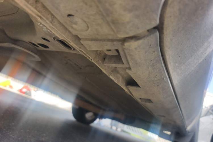 Used Ford Kuga 2015 2.0L GTDi Four-Wheel Drive Elite Model Chassis Front Left