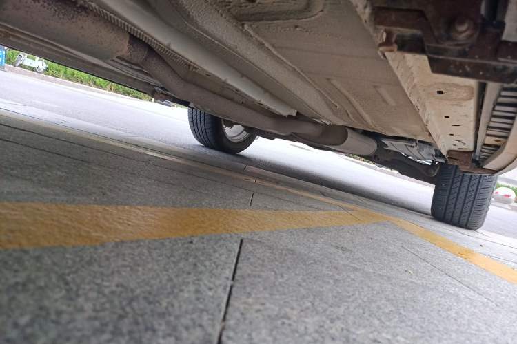 Used Ford Kuga 2015 1.5L GTDi Two-Wheel-Drive Comfort Model Chassis Front Left