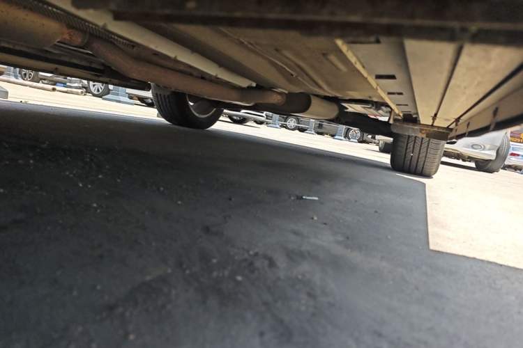Used Ford Kuga 2015 1.5L GTDi Two-Wheel-Drive Comfort Model Chassis Front Left