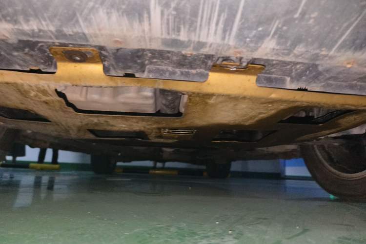 Used Ford Kuga 2015 2.0L GTDi Four-Wheel Drive Elite Model Chassis Front