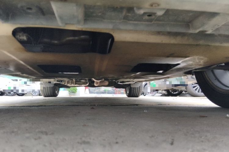 Used Ford Kuga 2015 2.0L GTDi Four-Wheel Drive Elite Model Chassis Front