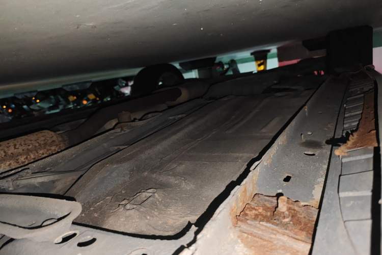 Used Ford Kuga 2015 1.5L GTDi Four-Wheel-Drive Elite Model Chassis Front Right