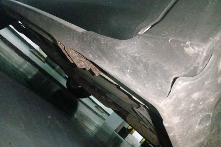 Used Ford Kuga 2015 2.0L GTDi Four-Wheel Drive Elite Model Chassis Front Right