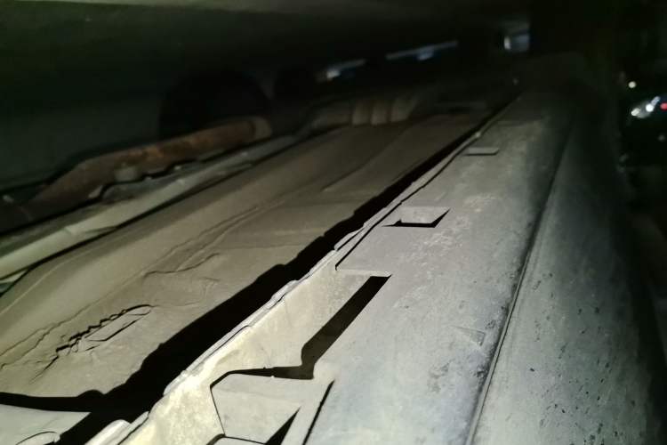 Used Ford Kuga 2015 2.0L GTDi Four-Wheel-Drive Sport Model Chassis Front Right