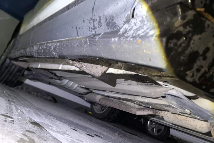 Used Ford Kuga 2015 1.5L GTDi Two-Wheel-Drive Comfort Model Chassis Front Right