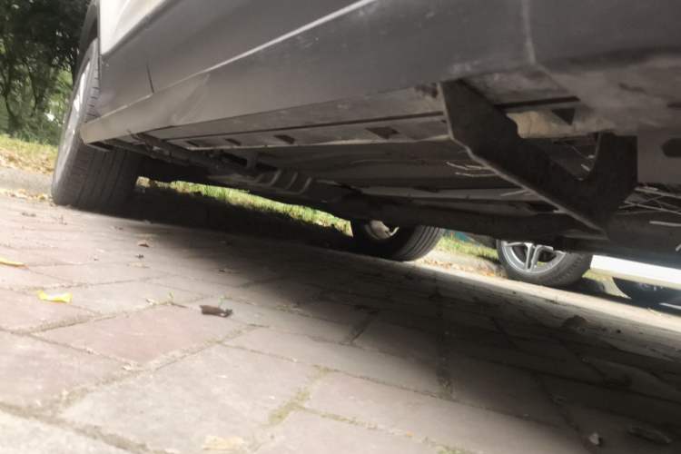 Used Ford Kuga 2015 1.5L GTDi Two-Wheel-Drive Comfort Model Chassis Front Right