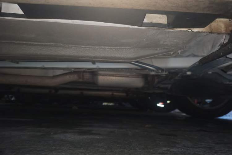 Used Ford Kuga 2015 1.5L GTDi Two-Wheel-Drive Comfort Model Chassis Front Right