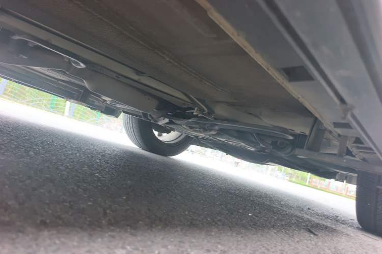 Used Ford Kuga 2015 1.5L GTDi Four-Wheel-Drive Elite Model Chassis Front Right