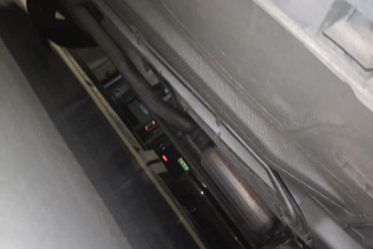 Used Ford Kuga 2015 2.0L GTDi Four-Wheel-Drive Sport Model Chassis Front Right