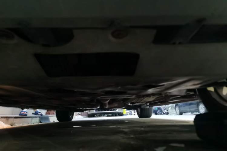 Used Ford Kuga 2015 1.5L GTDi Four-Wheel-Drive Elite Model Chassis Front