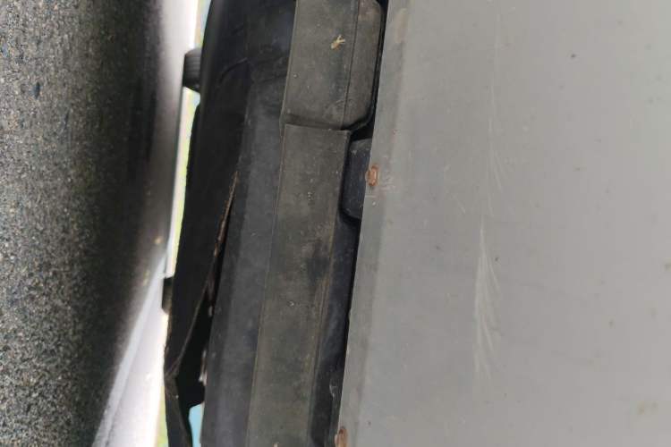 Used Ford Kuga 2015 2.0L GTDi Four-Wheel-Drive Sport Model Chassis Front