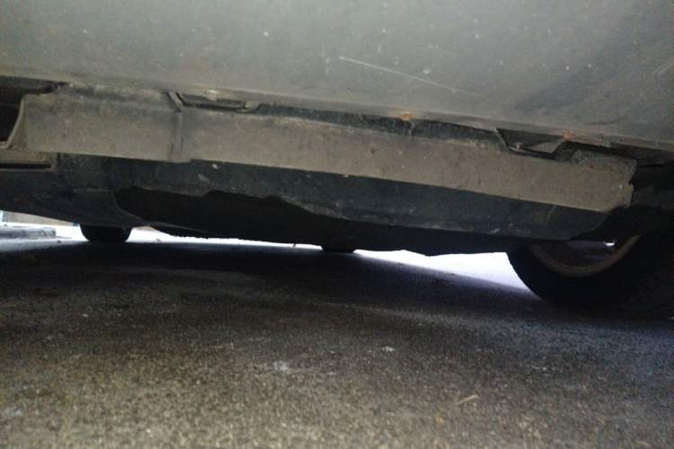 Used Ford Kuga 2015 2.0L GTDi Four-Wheel-Drive Sport Model Chassis Front