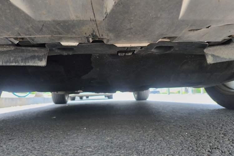 Used Ford Kuga 2015 2.0L GTDi Four-Wheel Drive Elite Model Chassis Front