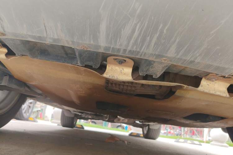 Used Ford Kuga 2015 1.5L GTDi Four-Wheel-Drive Elite Model Chassis Front
