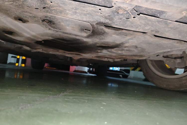 Used Ford Kuga 2015 1.5L GTDi Four-Wheel-Drive Elite Model Chassis Front