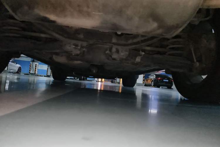 Used Ford Kuga 2015 2.0L GTDi Four-Wheel-Drive Sport Model Chassis Rear