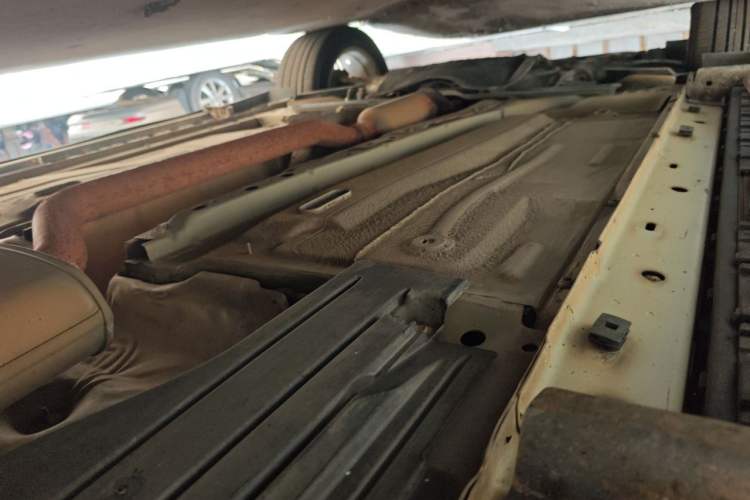 Used Ford Kuga 2015 1.5L GTDi Two-Wheel-Drive Comfort Model Chassis Rear Left