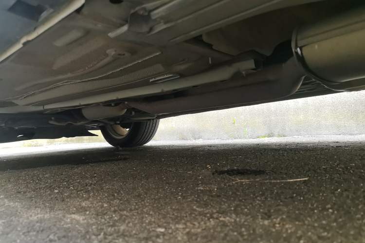 Used Ford Kuga 2015 2.0L GTDi Four-Wheel Drive Elite Model Chassis Rear Left
