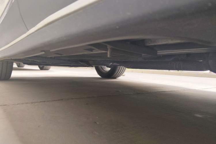 Used Ford Kuga 2015 1.5L GTDi Four-Wheel-Drive Elite Model Chassis Rear Left