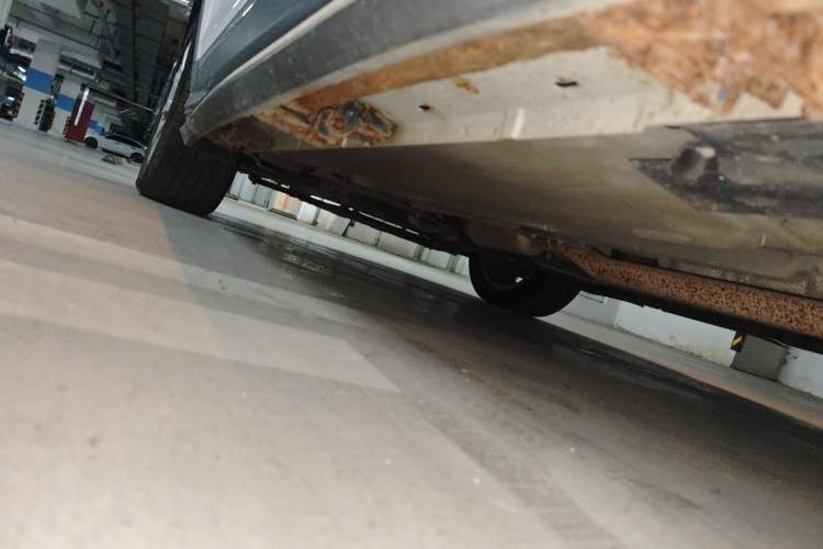 Used Ford Kuga 2015 1.5L GTDi Four-Wheel-Drive Elite Model Chassis Rear Left