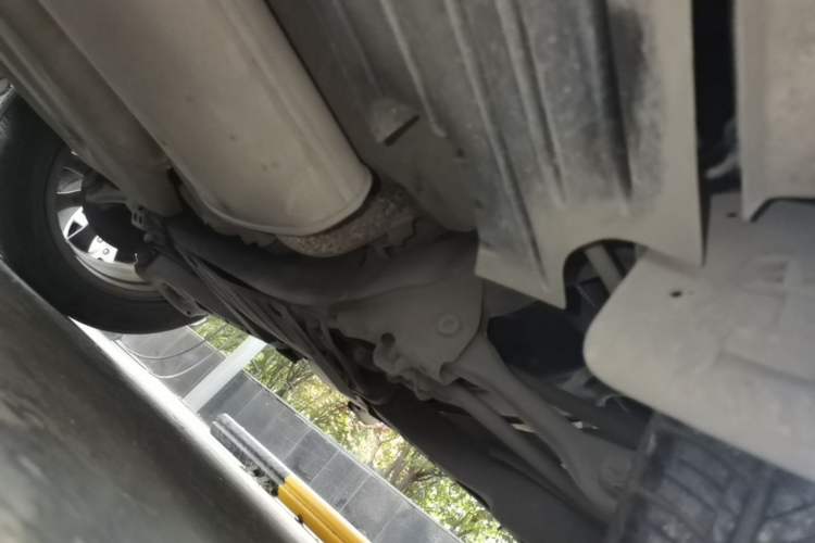 Used Ford Kuga 2015 2.0L GTDi Four-Wheel Drive Elite Model Chassis Rear Left